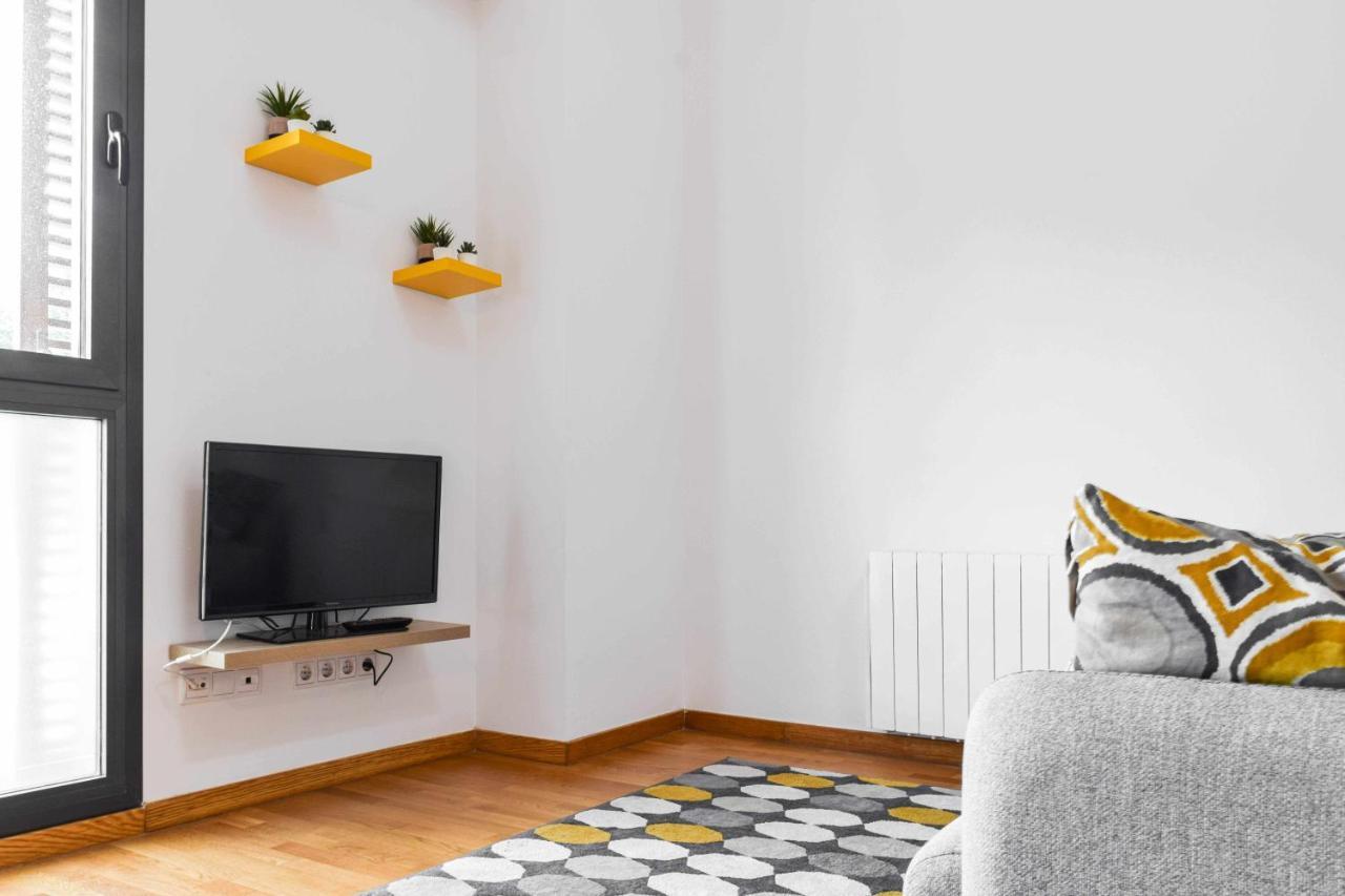 Loft Besalu Alojamiento Centrico Y Acogedor Экстерьер фото