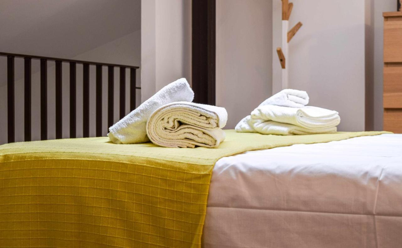 Loft Besalu Alojamiento Centrico Y Acogedor Экстерьер фото